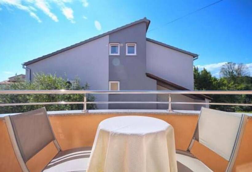 Apartments Dragica 927