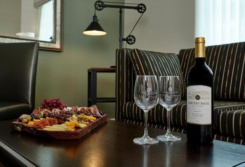 酒店 Carter Creek Winery Resort & Spa