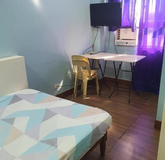 هتل Aa Travellers Pad