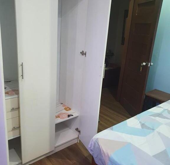 هتل Aa Travellers Pad