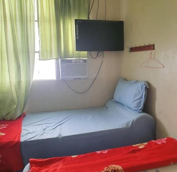 هتل Aa Travellers Pad