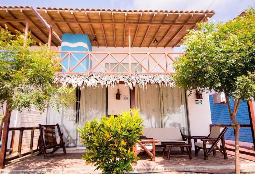 בית מלון כפרי Nauti K Beach