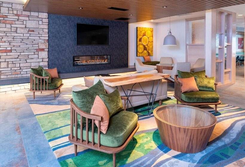 בית מלון כפרי Fairfield Inn & Suites By Marriott Fair Oaks Farms
