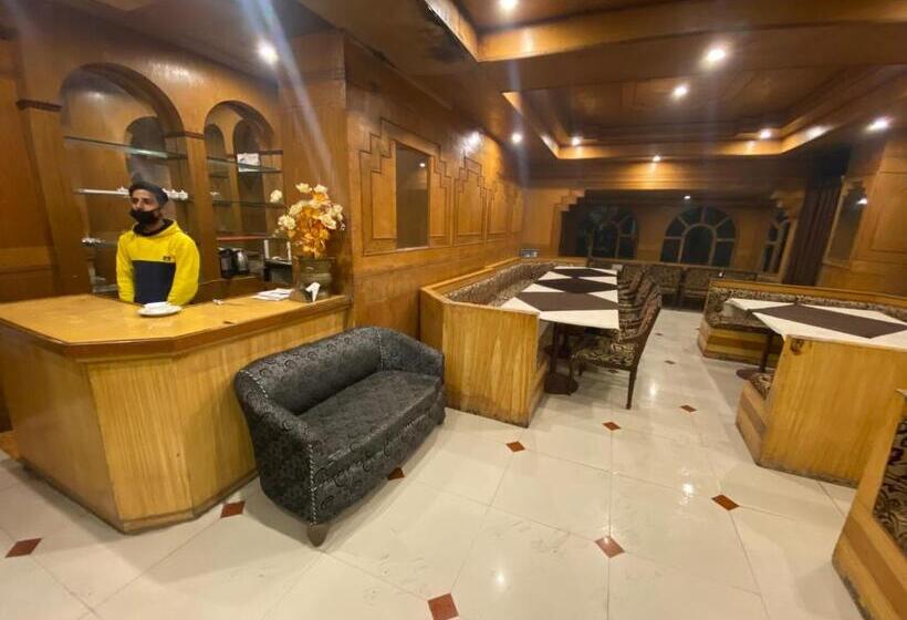 هتل Grand Him Queen Ac Centralized