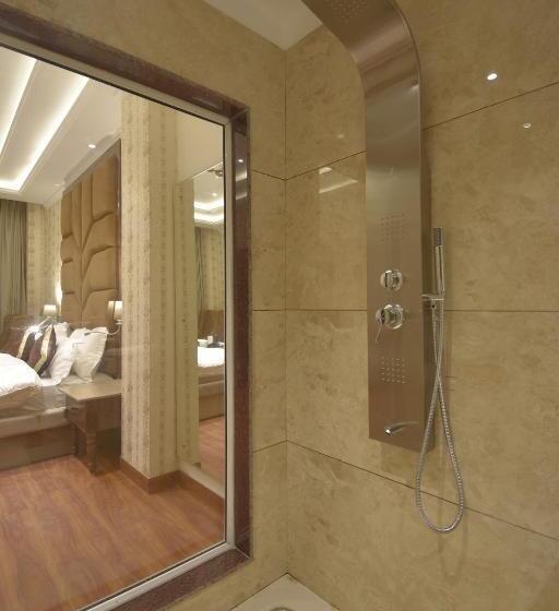هتل Grand Him Queen Ac Centralized