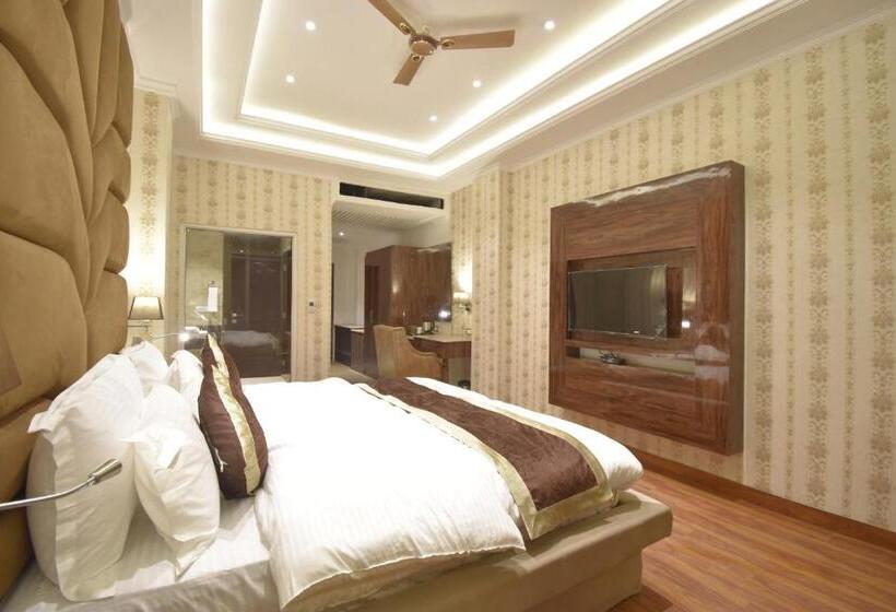 هتل Grand Him Queen Ac Centralized
