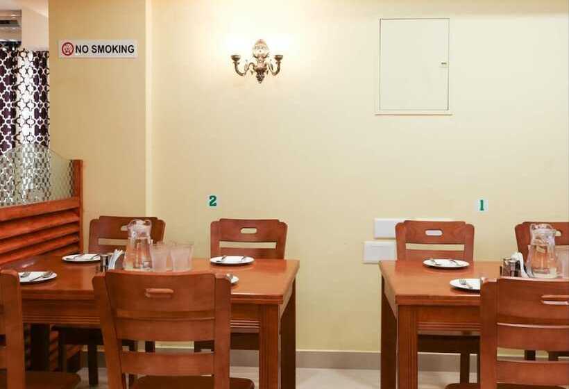 هتل Sr Residency