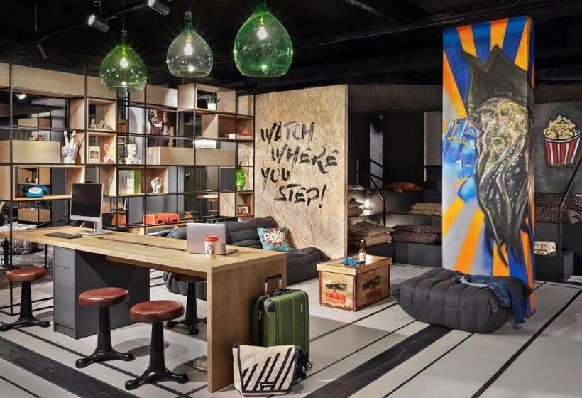 בית מלון כפרי Moxy Lille City