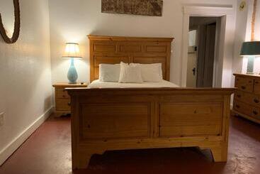 Historic Whiting Hotel Suites