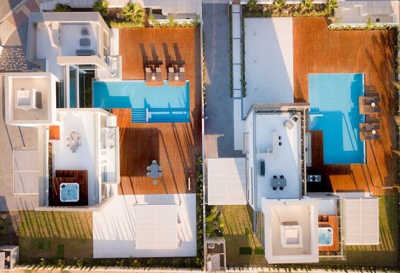Cove Seaview Villas