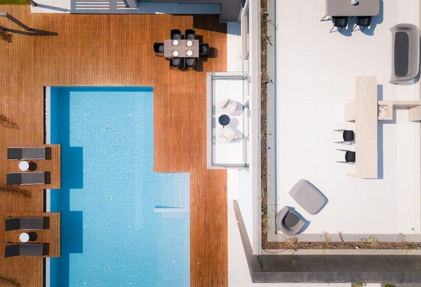 Cove Seaview Villas