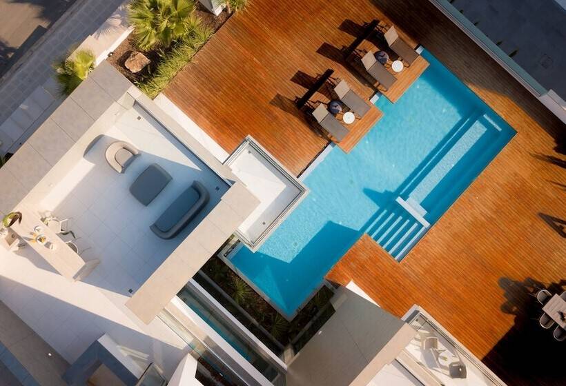 Cove Seaview Villas