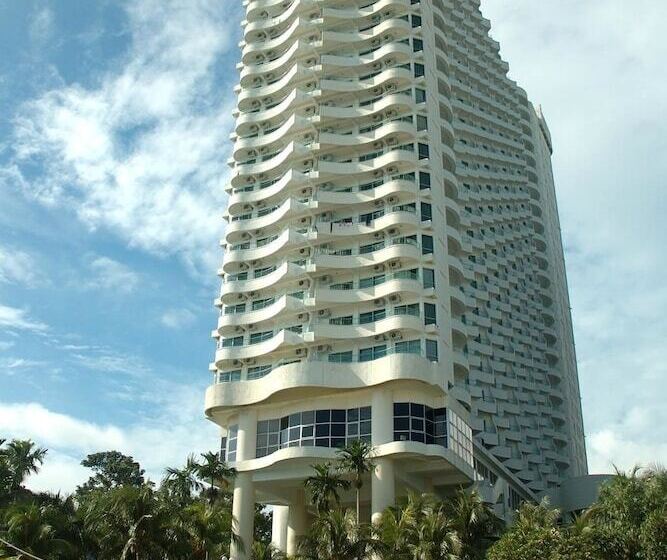 酒店 Expat's Nook Beach Resort