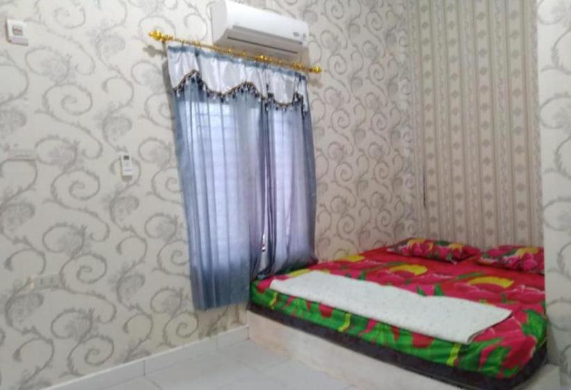 هتل Spot On 2926 Penginapan Sariah Basamo