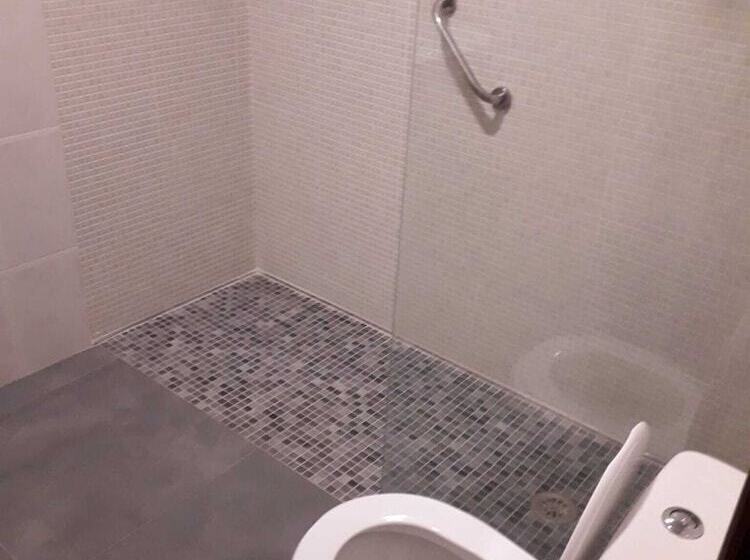 Пансион Hostal Y Albergue Carpinteiras