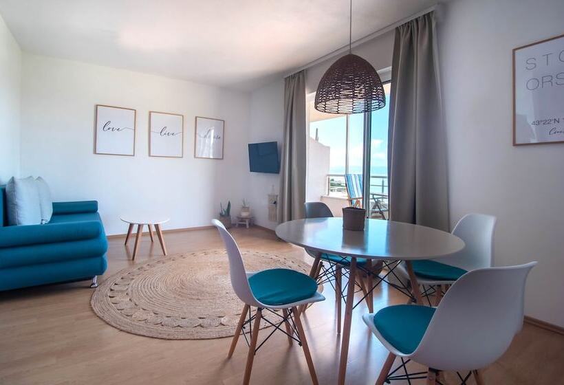 Sunny Apartments