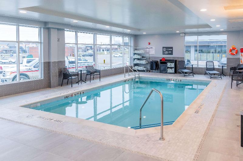 هتل Hilton Garden Inn Sudbury