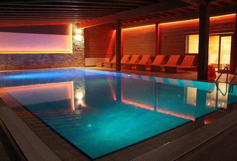 Monte Cervo Bio Hotel & Spa