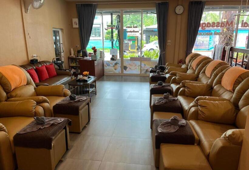 پانسیون Dang Sea Beach Resort   Sha