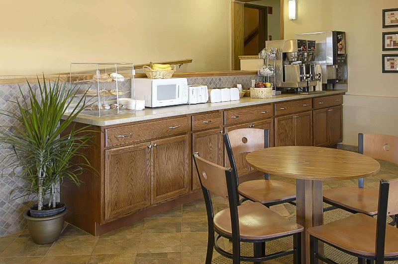 هتل Baymont By Wyndham Rochester Mayo Clinic Area