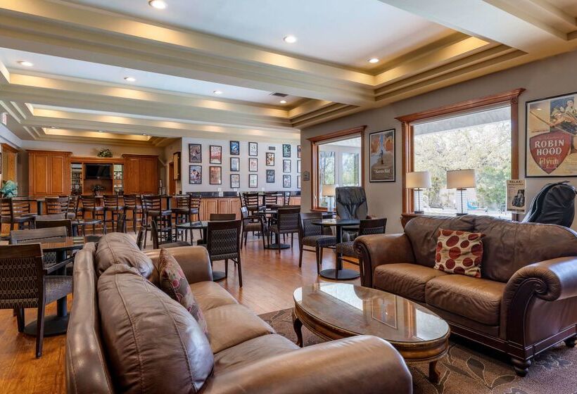 هتل Best Western Plus Thousand Oaks Inn