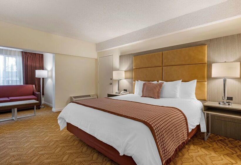 هتل Best Western Plus Thousand Oaks Inn