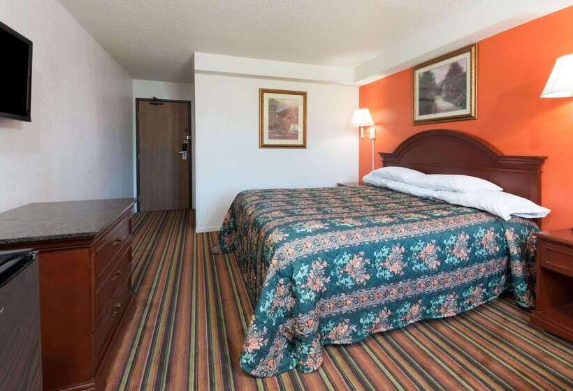 ホテル Knights Inn  Ferguson Mo