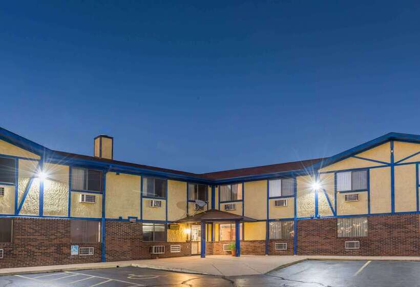 ホテル Knights Inn  Ferguson Mo