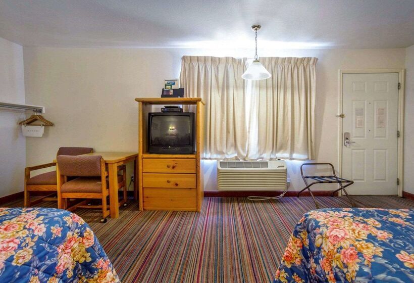 هتل Rodeway Inn
