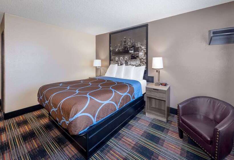 בית מלון כפרי Super 8 By Wyndham Kansas City At Barry Road/airport