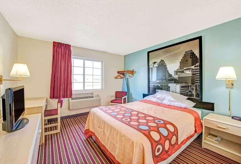 هتل Super 8 By Wyndham San Antonio/fiesta