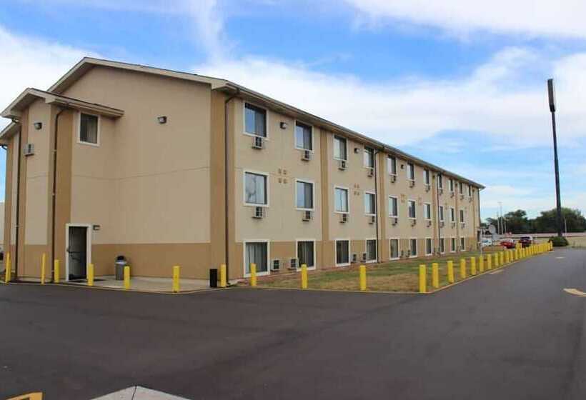 هتل Super 8 By Wyndham Wyoming/grand Rapids Area