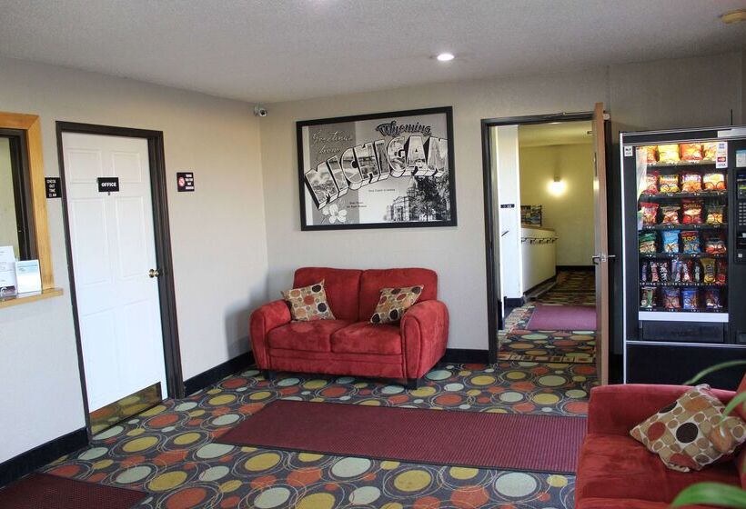 هتل Super 8 By Wyndham Wyoming/grand Rapids Area