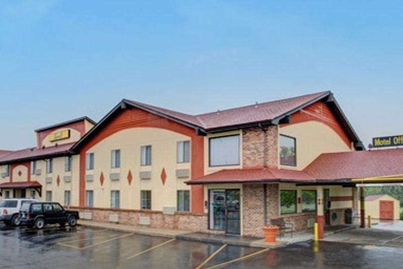 هتل Super 8 Wentzville