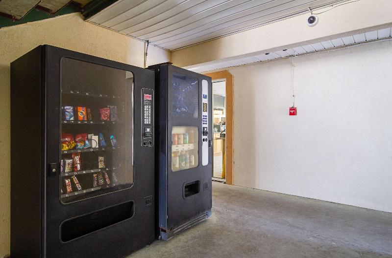 فندق على الطريق Americas Best Value Inn Darien