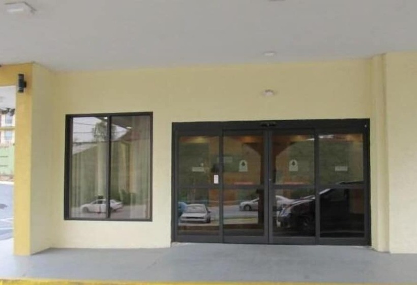 مُتل Econo Lodge
