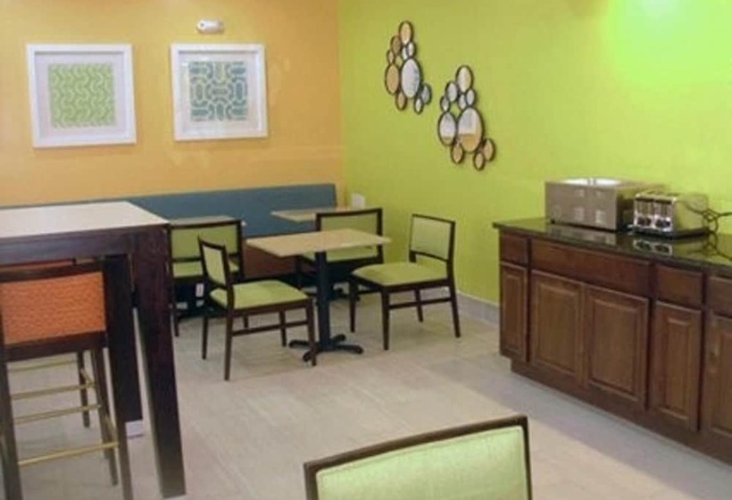 مُتل Econo Lodge