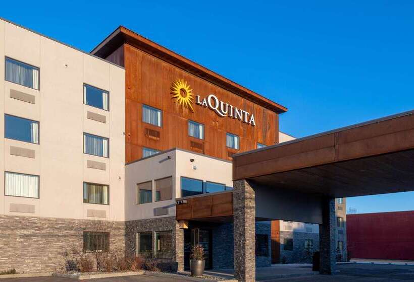 מוטל La Quinta By Wyndham Anchorage Airport