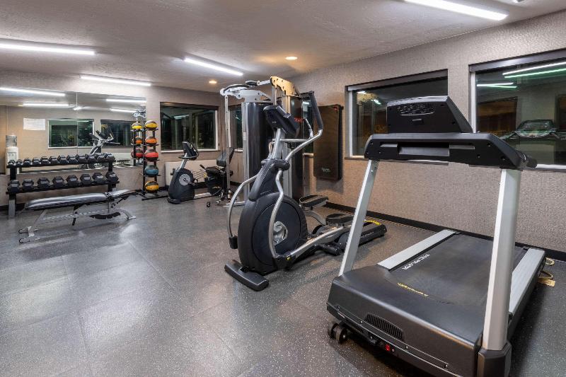 מוטל La Quinta By Wyndham Anchorage Airport
