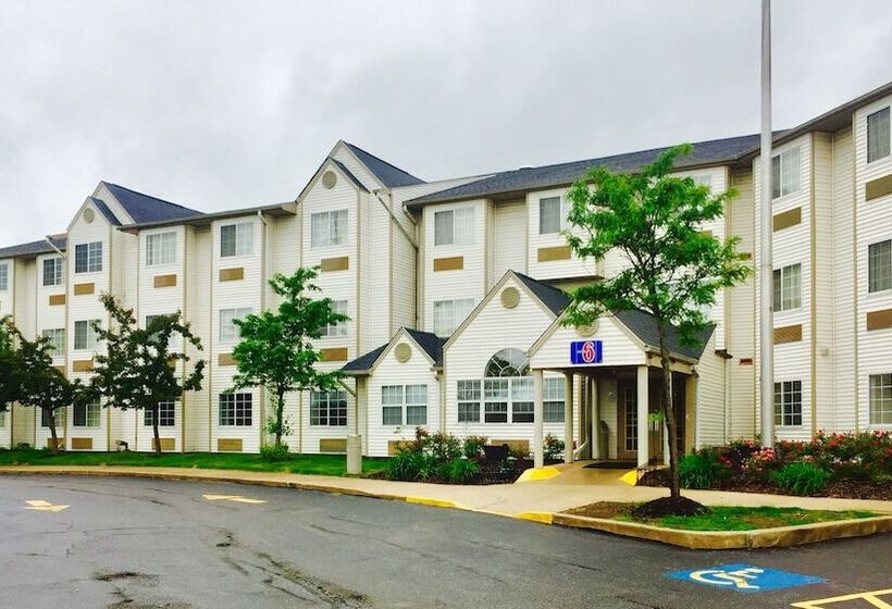 모텔 Quality Inn