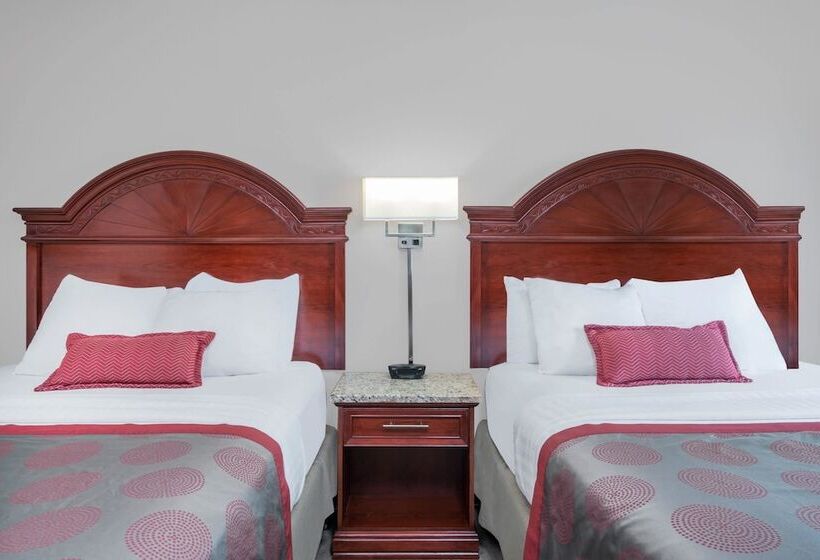מוטל Ramada By Wyndham Minneapolis Golden Valley
