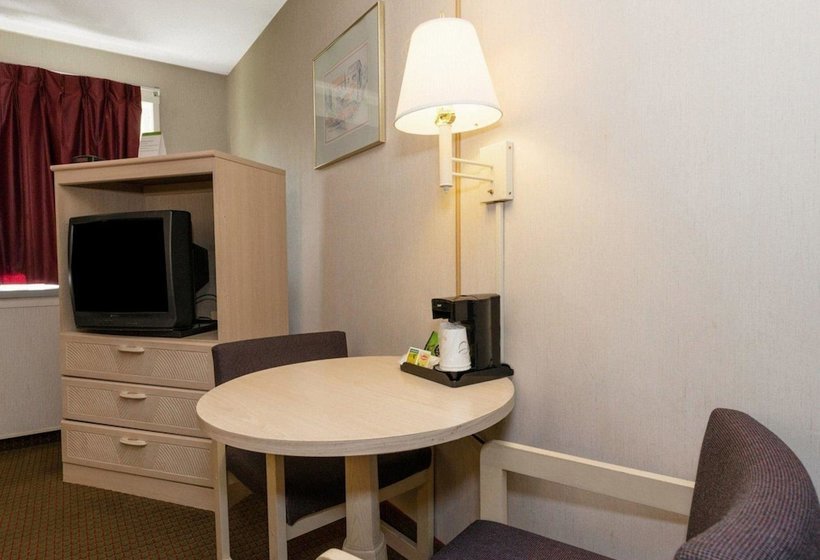 مُتل Rodeway Inn