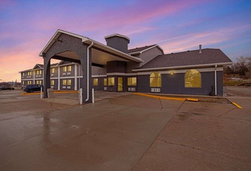 מוטל Rodeway Inn