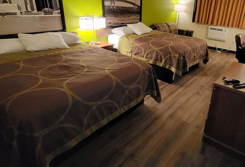 מוטל Super 8 By Wyndham Canton/livonia Area