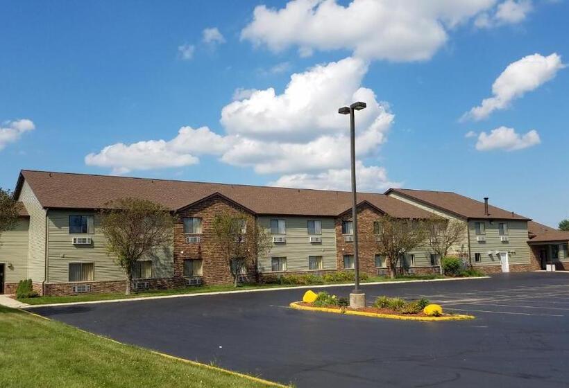 汽车旅馆  Super 8 By Wyndham Dekalb Il