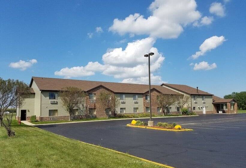 汽车旅馆  Super 8 By Wyndham Dekalb Il
