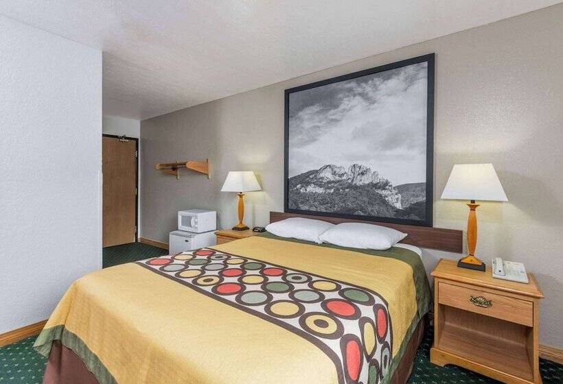Мотель Super 8 By Wyndham Fairmont