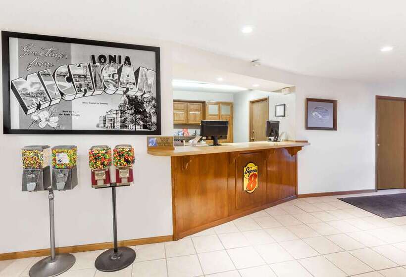 מוטל Super 8 By Wyndham Ionia Mi