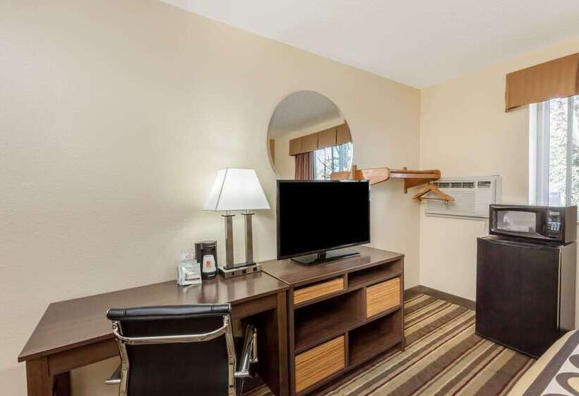 مُتل Super 8 By Wyndham Latham   Albany Airport