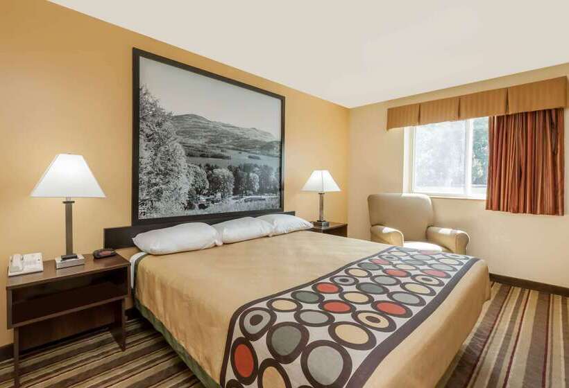 مُتل Super 8 By Wyndham Latham   Albany Airport
